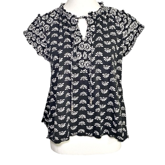 Wonderly Tops - Wonderly Black and White Floral Blouse